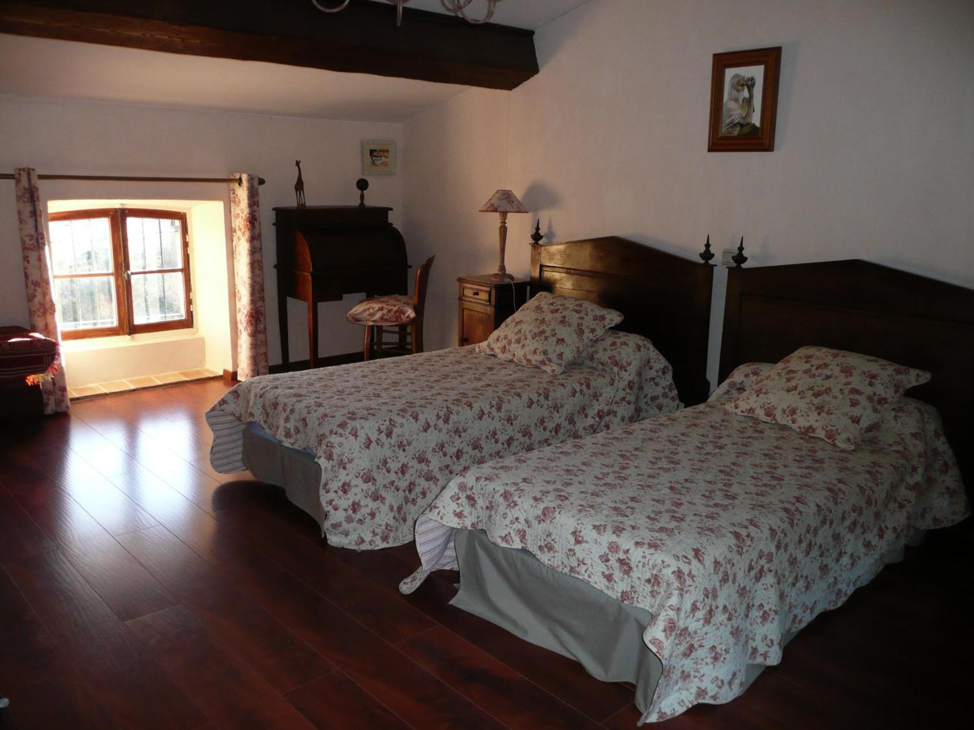 Les Terres Basses Hotel Fabrezan Buitenkant foto